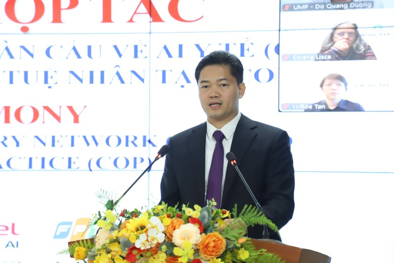 Thứ trưởng Thường trực Bộ Y tế Vũ Mạnh Hà nhấn mạnh Bộ Y tế cam kết xây dựng hành lang pháp lý minh bạch về AI y tế. Ảnh: MOH. 