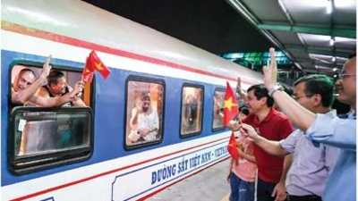 Ample room remains for development of railway industry
