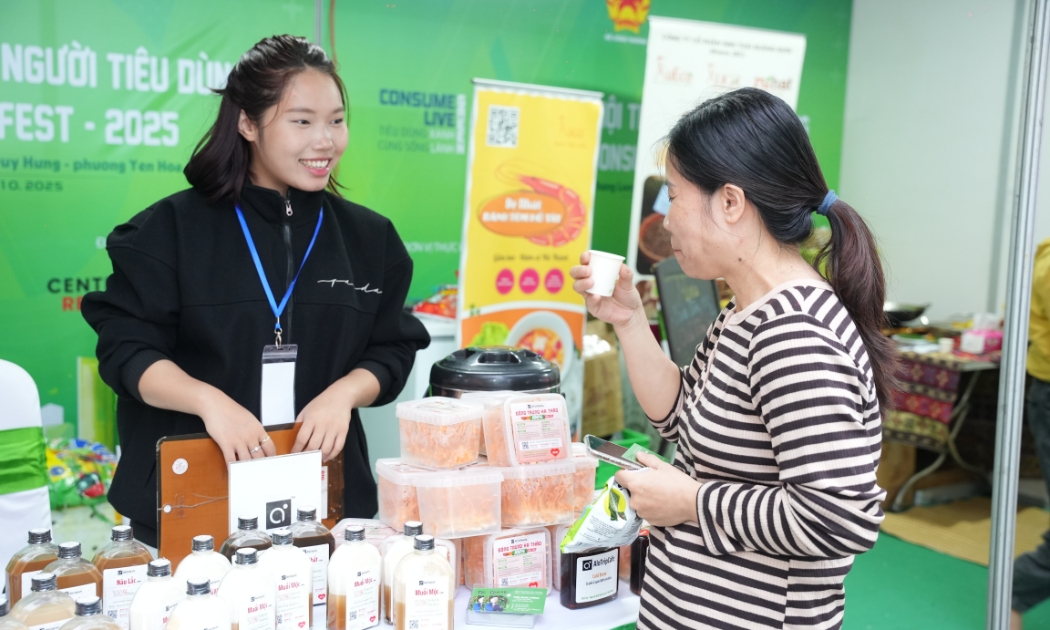 Người tiêu dùng quyết định sự phát triển của doanh nghiệp.