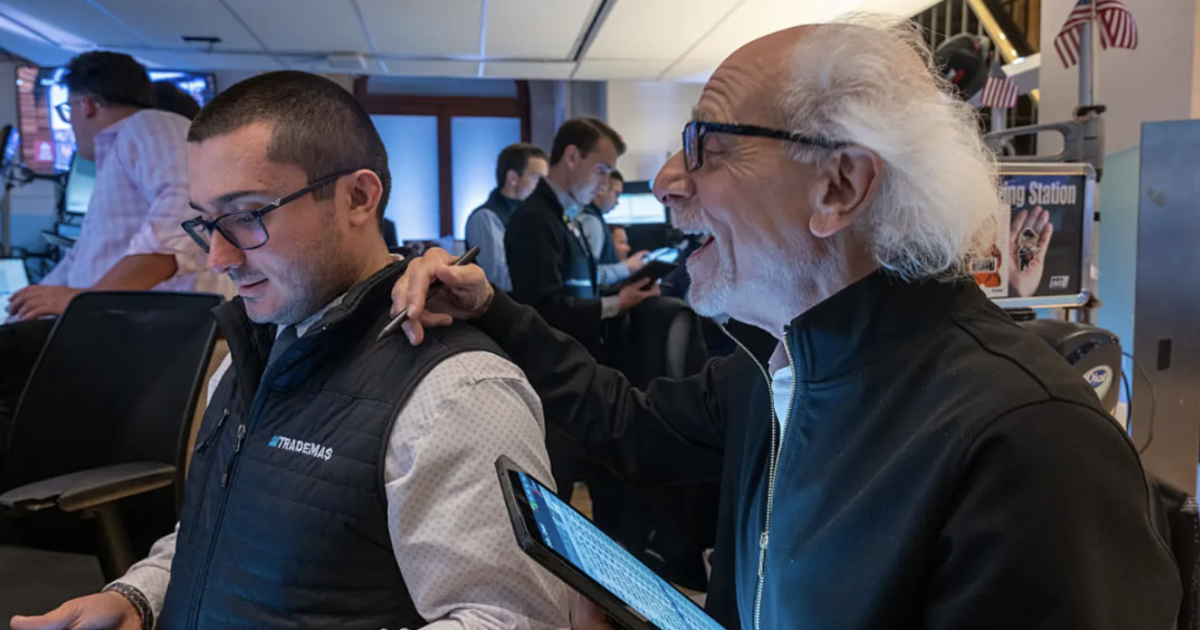 Chứng khoán Mỹ lập kỷ lục sau báo cáo lạm phát, giá dầu tăng 7% tuần này