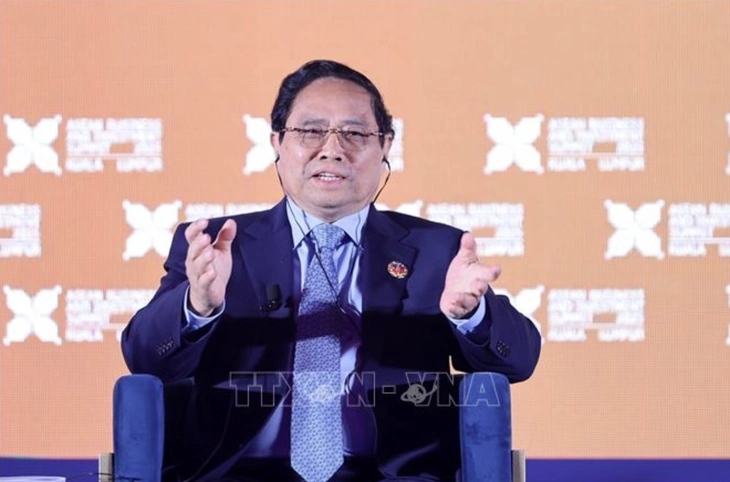 Thủ tướng Phạm Minh Chính tham dự Phiên đối thoại cấp cao tại Hội nghị Thượng đỉnh kinh doanh và đầu tư ASEAN (ABIS) - Ảnh: TTXVN