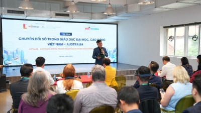 A delegation of 16 Australian education technology businesses visits Vietnam