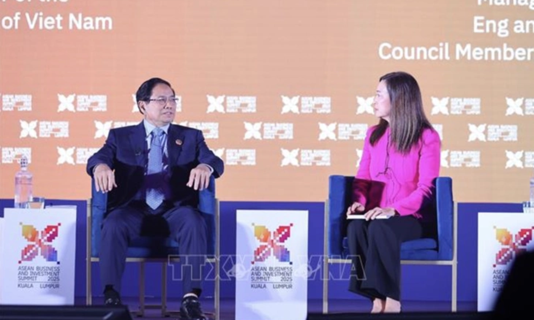 Thủ tướng Phạm Minh Chính tham dự Phiên đối thoại cấp cao tại Hội nghị Thượng đỉnh kinh doanh và đầu tư ASEAN (ABIS) - Ảnh: TTXVN