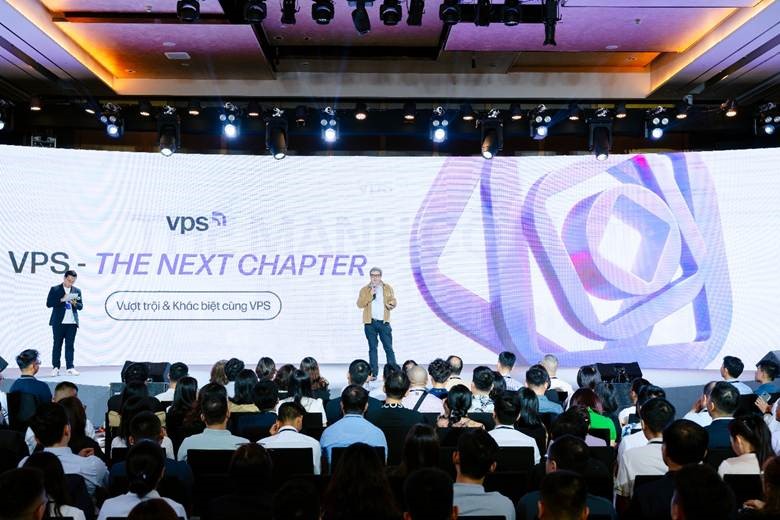 Ông John Desmond Sheehy, Thành viên Hội đồng Quản trị độc lập VPS.