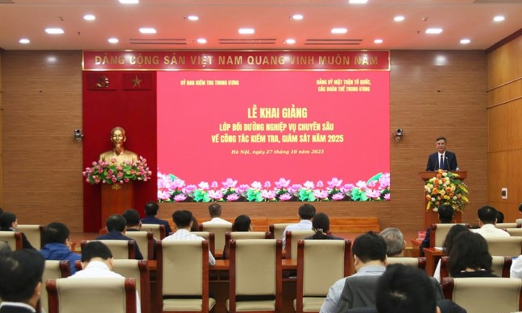 Quang cảnh Lễ khai giảng. Ảnh: Mặt trận.