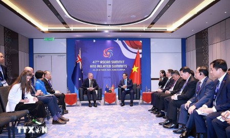 Thủ tướng Phạm Minh Chính gặp Thủ tướng Australia và Phó Thủ tướng Nga