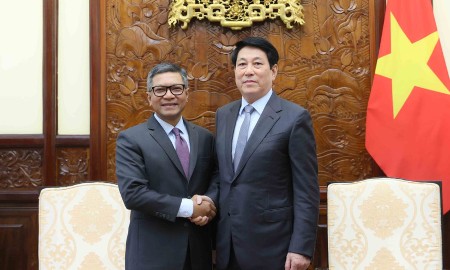 Chủ tịch nước tiếp Đại sứ Indonesia và Singapore đến chào từ biệt