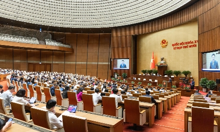 Toàn cảnh phiên họp (Ảnh: Quang Vinh)