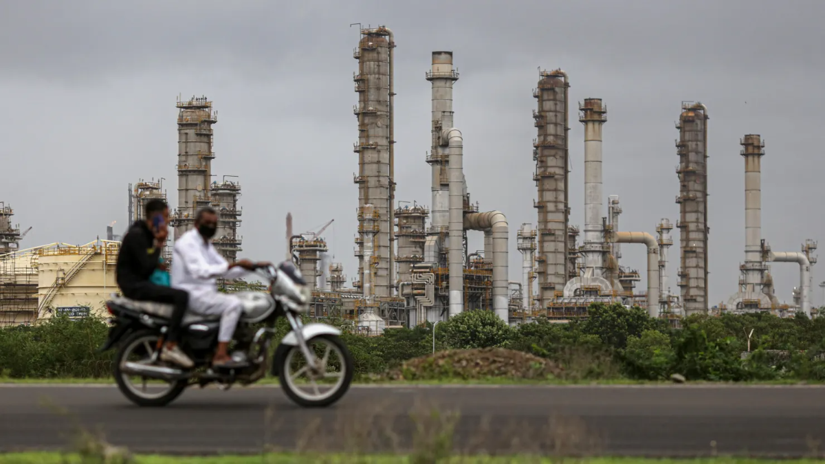 Nhà máy lọc dầu của Reliance Industries tại Jamnagar, Gujarat, Ấn Độ - Ảnh: Getty Images