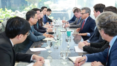 Production, tech and investment ties between Vietnam-Canada to be deepened