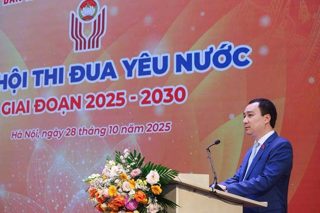 Ông Vũ Văn Tiến, Ủy viên Đoàn Chủ tịch, Trưởng Ban Tuyên giáo Cơ quan Ủy ban Trung ương Mặt trận Tổ quốc Việt Nam trình bày tham luận tại Đại hội. Ảnh: Mặt trận.