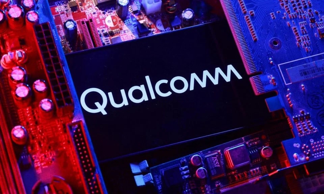 Qualcomm đã công bố các dòng chip và máy tính dành cho thị trường trung tâm dữ liệu trí tuệ nhân tạo (AI) đầy tiềm năng, với mục tiêu thách thức Nvidia trong lĩnh vực phát triển nhanh nhất của ngành công nghiệp này. (Ảnh: Reuters)