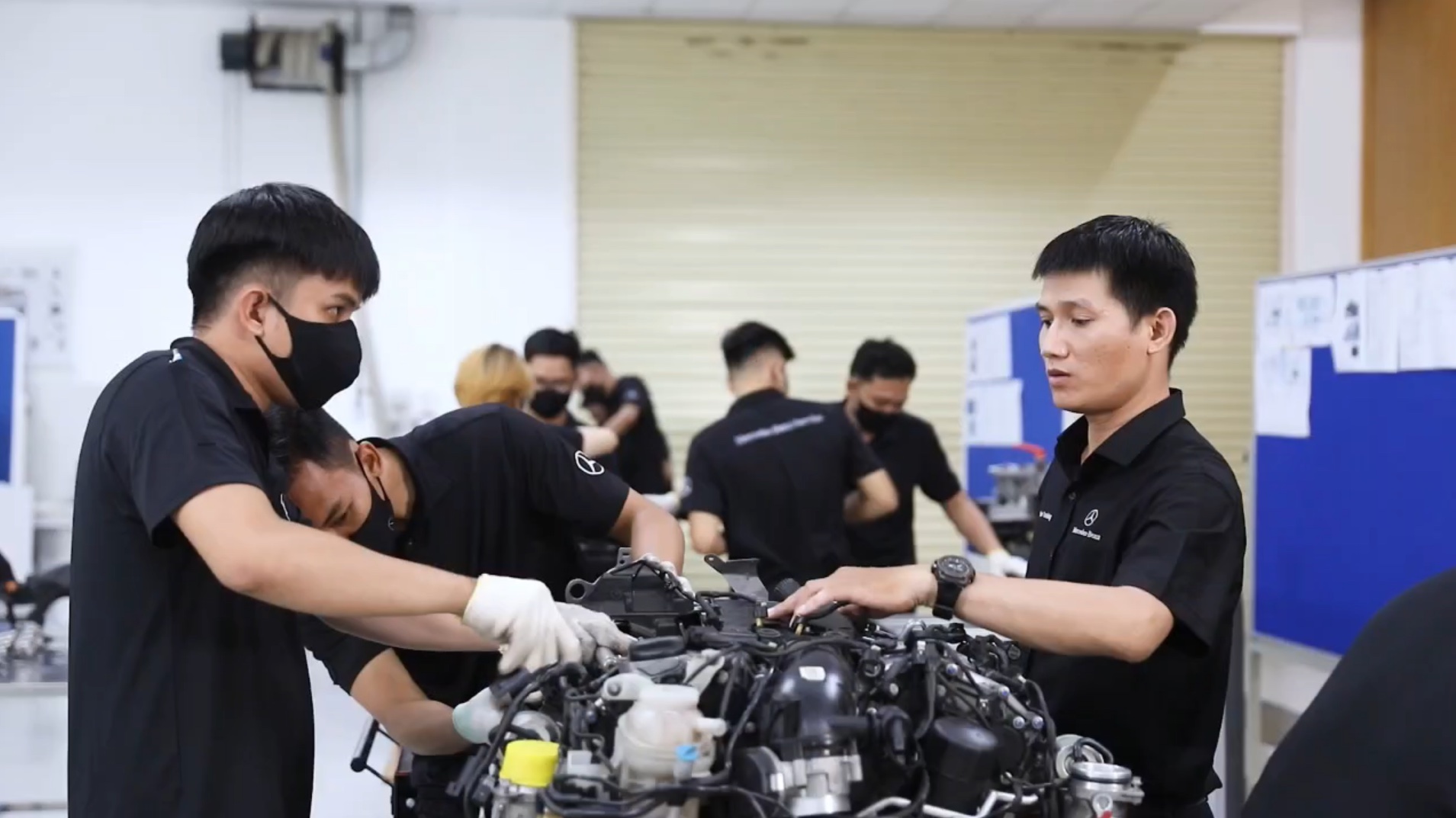 Đào tạo nguồn nhân lực kỹ thuật cao cho ngành công nghiệp ô tô Việt Nam