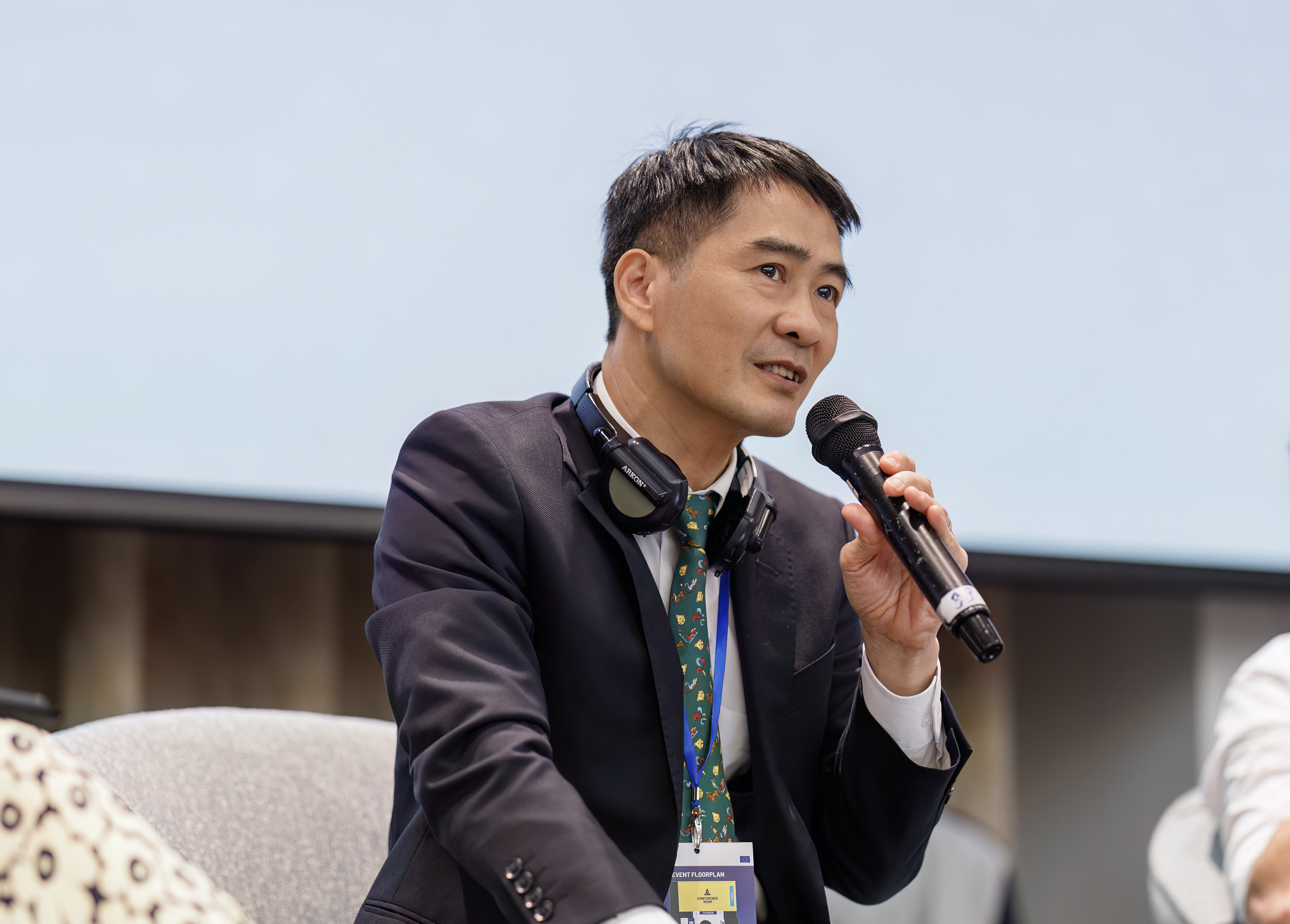 Ông Nguyễn Phong Nhã, Phó Cục trưởng Cục Viễn thông (Bộ Khoa học  Công nghệ).