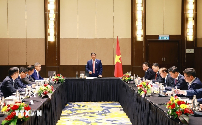 Thủ tướng Phạm Minh Chính làm việc với Đại sứ Việt Nam tại một số nước trong khu vực Đông Nam Á. Ảnh: TTXVN.