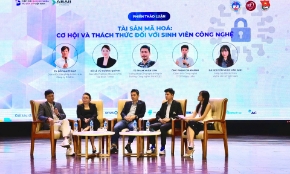 Các chuyên gia trong phiên thảo luận “Tài sản mã hóa: Cơ hội và thách thức đối với sinh viên công nghệ”