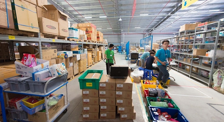 Thương mại điện tử xuyên biên giới giúp doanh nghiệp xuất khẩu có thể tiếp cận trực tiếp với người tiêu dùng toàn cầu.