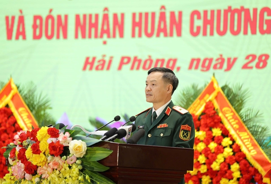 Thiếu tướng Lương Văn Kiểm, Tư lệnh Quân khu 3 trình bày diễn văn tại Lễ kỷ niệm. Ảnh: QĐND