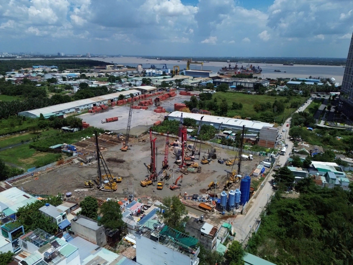 Văn Phú đang đẩy mạnh thi công dự án tại phường Phú Thuận (quận 7 cũ, TP.HCM).