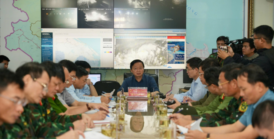 Phó Thủ tướng Chính phủ Trần Hồng Hà chủ trì cuộc họp