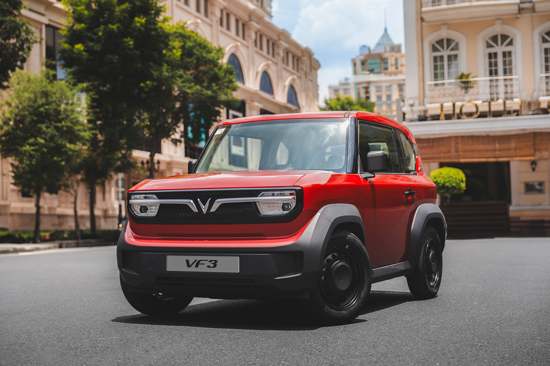 <i>Với doanh số công bố riêng, VinFast vươn lên là một “ngôi sao” khi đã bán ra xe ô tô điện trong nước từ đầu năm 2025 lên 67.569 xe. Trong khi đó, nhiều hãng xe nhập khẩu khác có các sản phẩm xe điện còn không công bố doanh số.</i>