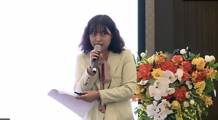 Bà Đỗ Thị Thanh Xuân, Founder Xuân Lê Branding chia sẻ tại hội thảo.