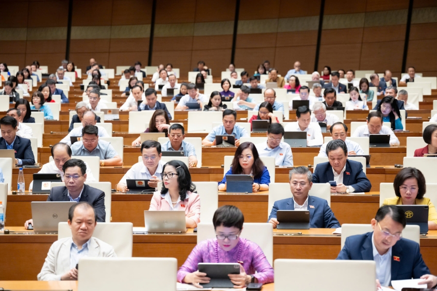 Các đại biểu tại Phiên thảo luận. Ảnh: Quốc hội.