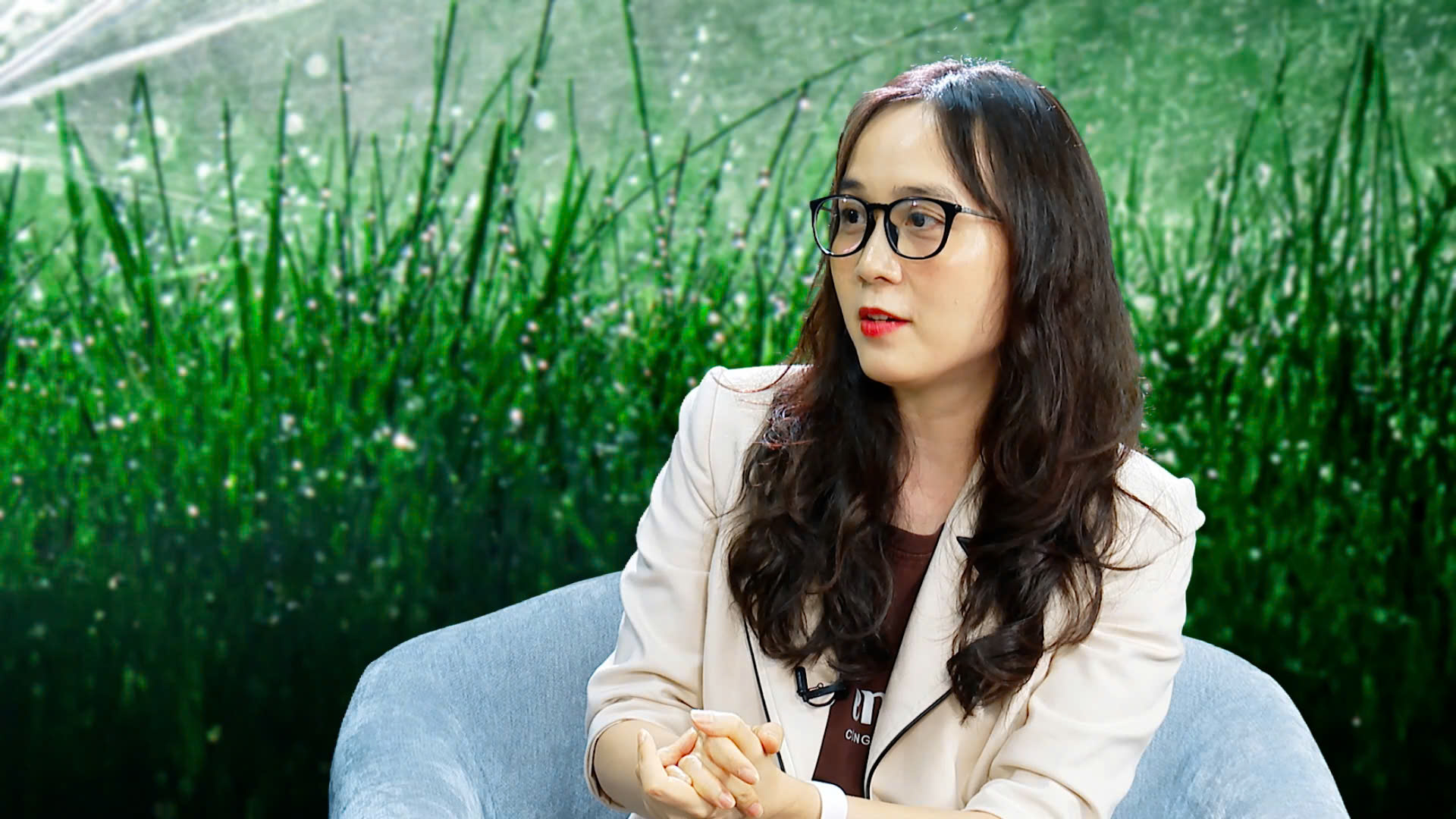 Bà Vương Phan Liên Trang, một chuyên gia cao cấp về quy hoạch và chính sách môi trường, đồng sáng lập Enfarm