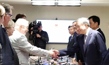 Tổng Bí thư Tô Lâm tiếp Tổng Bí thư Đảng Cộng sản Anh Robert Griffiths