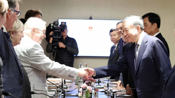 Tổng Bí thư Tô Lâm tiếp Tổng Bí thư Đảng Cộng sản Anh Robert Griffiths