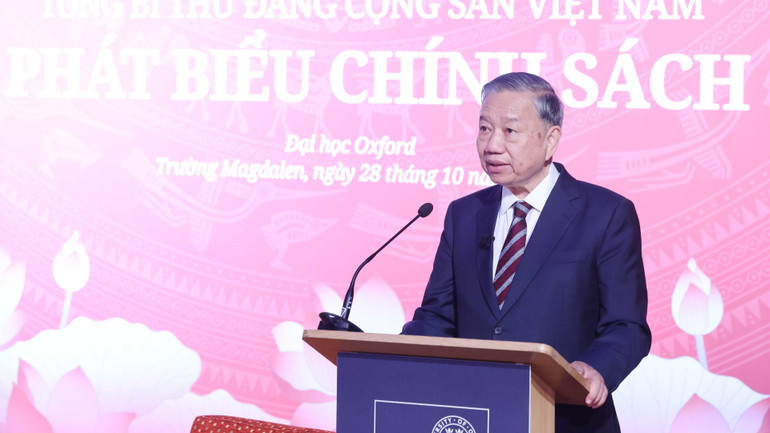 Tổng Bí thư Tô Lâm phát biểu chính sách tại Đại học Oxford.  Ảnh: TTXVN
