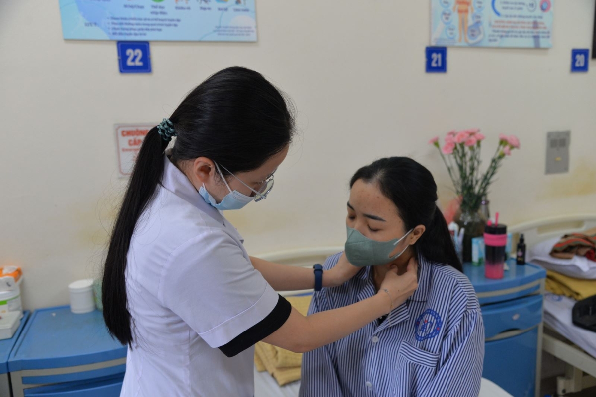 Bệnh nhân mắc&nbsp;bệnh&nbsp;hiếm gặp&nbsp;không chỉ ở Việt Nam, mà còn trên thế giới (tỷ&nbsp;lệ mắc khoảng 1/40.000 trẻ sơ sinh).