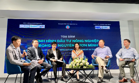 Các chuyên gia tại phiên toạ đàm.
