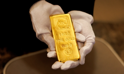 Tiếp tục “đổ đèo”, giá vàng xuống đáy 3 tuần