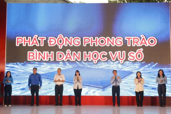 TP. Hồ Chí Minh phát động phong trào "Bình dân học vụ số giai đoạn 2025-2026" - Ảnh minh họa.