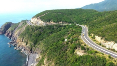 Coastal route proposed to link Cam Ranh Airport to key economic zones