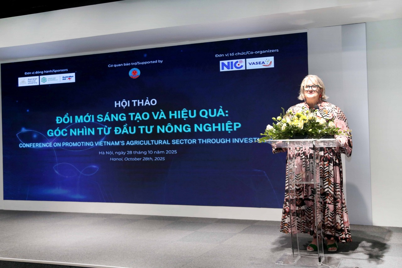 Giáo sư Janine O’Flynn: Việt Nam là đối tác trọng điểm trong nghiên cứu chính sách công và phát triển nông nghiệp của ANU.