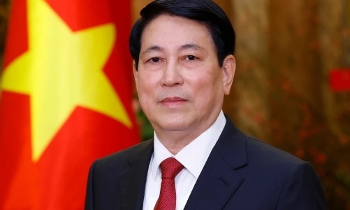 Chủ tịch nước Lương Cường đến Hàn Quốc, bắt đầu chương trình tham dự Tuần lễ Cấp cao APEC 2025