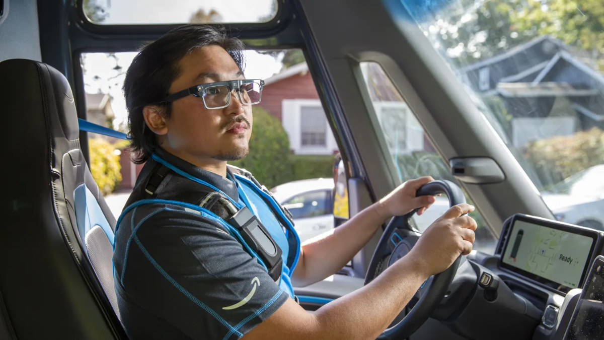 Kính AR Amazon trang bị cho tài xế.