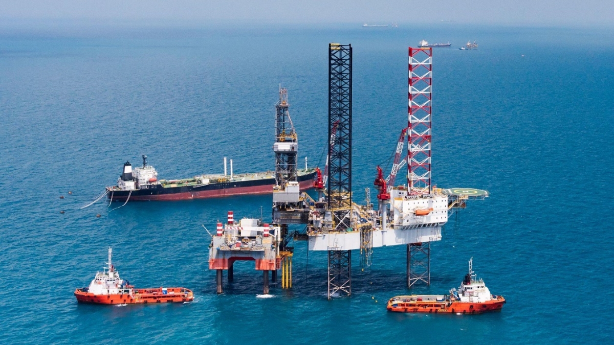 Thu ngân sách từ dầu thô giảm mạnh trong 9 tháng năm 2025 do ảnh hưởng tiêu cực bởi giá dầu thế giới.