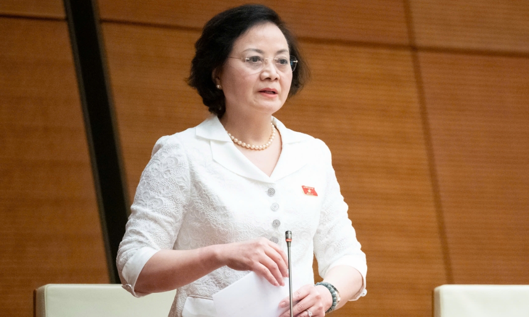 Phó Thủ tướng Phạm Thị Thanh Trà giải trình, làm rõ ý kiến đại biểu Quốc hội quan tâm. Ảnh: Quốc hội.