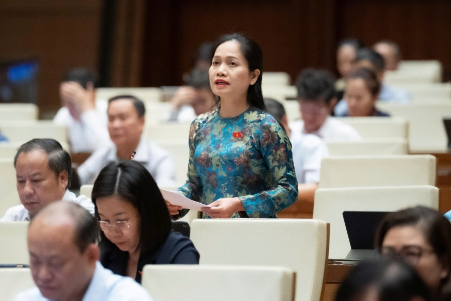 Đại biểu Siu Hương - Đoàn đại biểu Quốc hội tỉnh Gia Lai. Ảnh: Quốc hội.