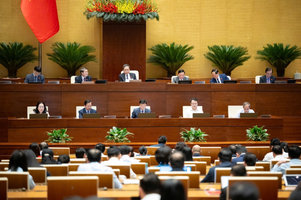 Đoàn Chủ tịch tại phiên họp. Ảnh: Quốc hội.