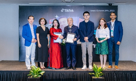Lễ ký kết Biên bản ghi nhớ giữa Trung tâm chuyển đổi số (Bộ Văn hóa, Thể thao và Du lịch Việt Nam) và TikTok