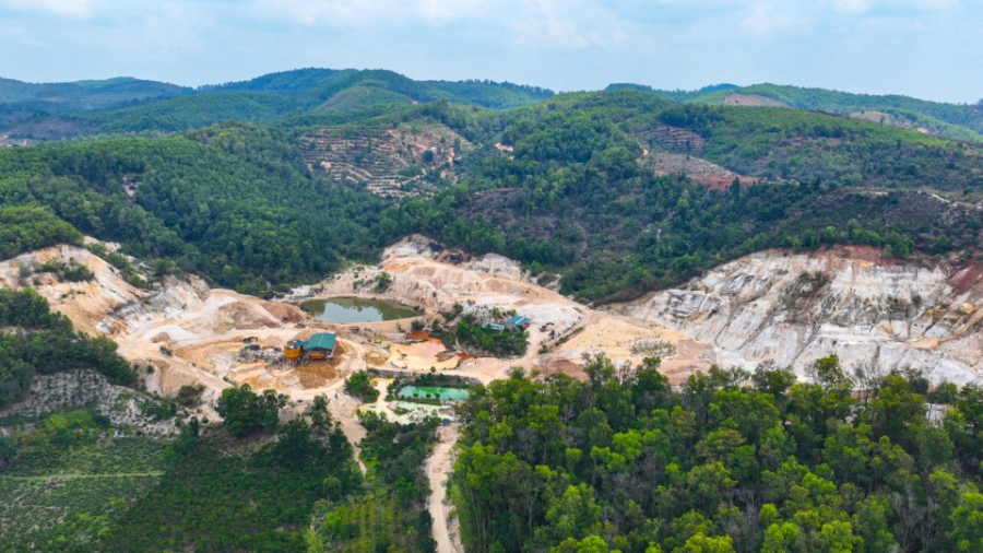 Bộ Nông nghiệp và Môi trường đang dự thảo Nghị định quy định về xử phạt vi phạm hành chính trong lĩnh vực địa chất và khoáng sản. Ảnh minh họa