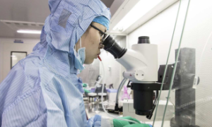 Các công ty dược phẩm đa quốc gia đang chuyển hướng nhiều hơn sang Trung Quốc. Ảnh: Qilai Shen/FT