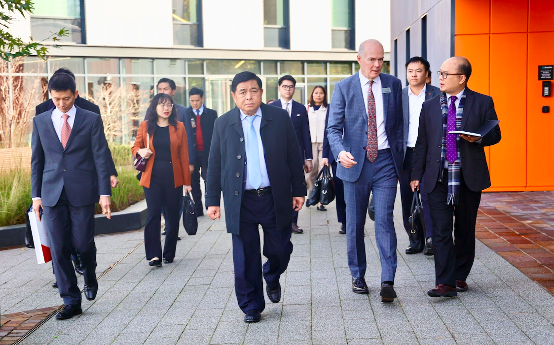 Phó Thủ tướng Nguyễn Chí Dũng đến thăm Khu Công nghệ Khoa học Sci-Tech - Ảnh: VGP.