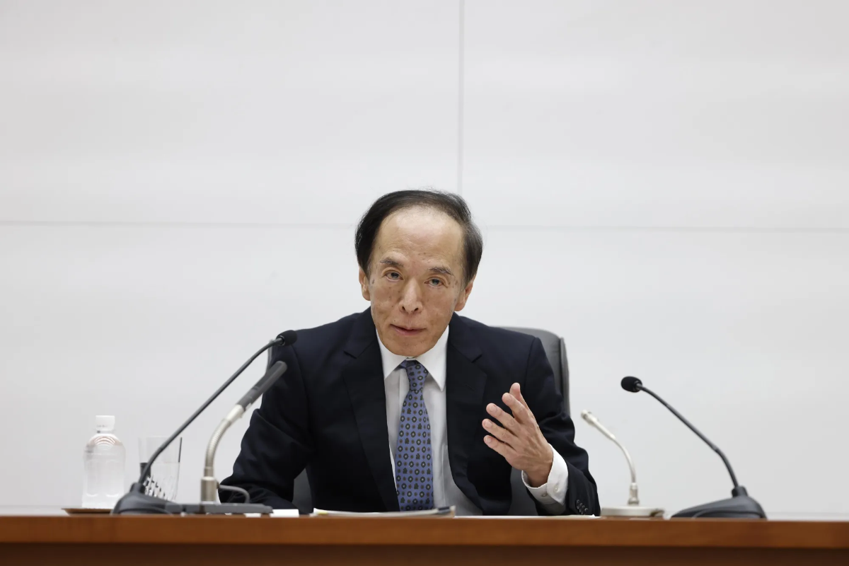 Thống đốc BOJ Kazuo Ueda - Ảnh: Bloomberg.