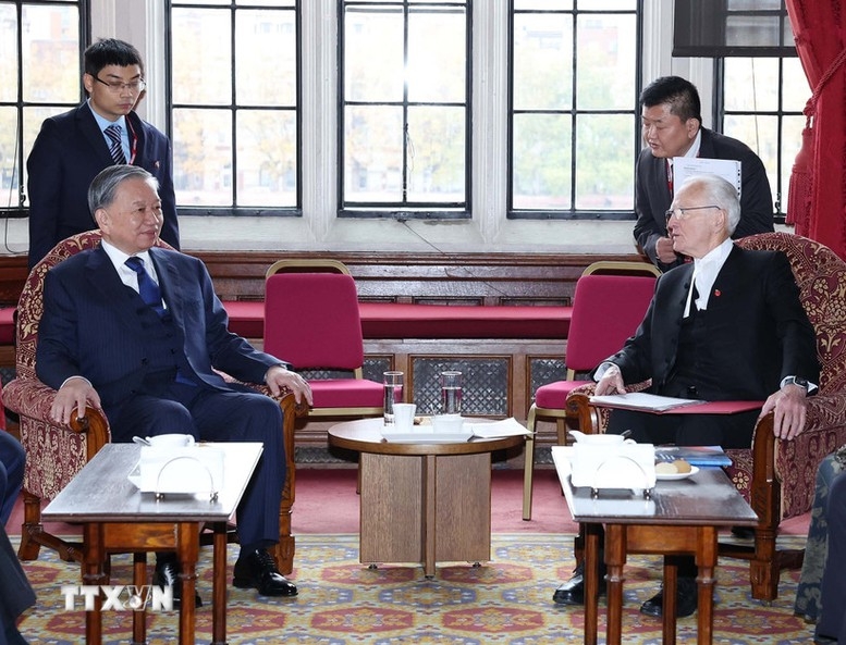 Tổng Bí thư Tô Lâm hội kiến Chủ tịch Thượng viện Anh John McFall - Ảnh: TTXVN