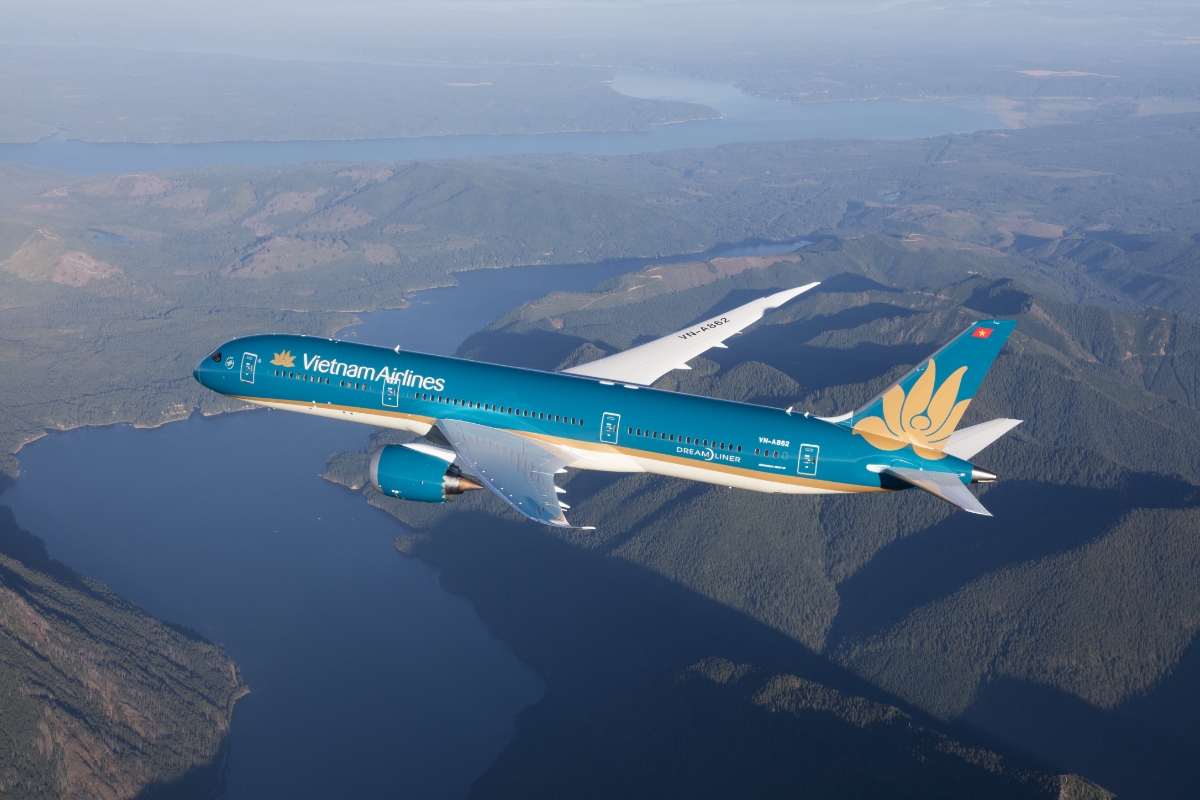 Vietnam Airlines bứt phá mạnh mẽ trong Quý III_2025 với sản lượng, doanh thu và lợi nhuận đều đạt và vượt kế hoạch.